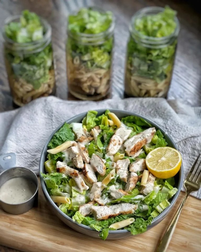 Salada Verde com Molho Cremoso